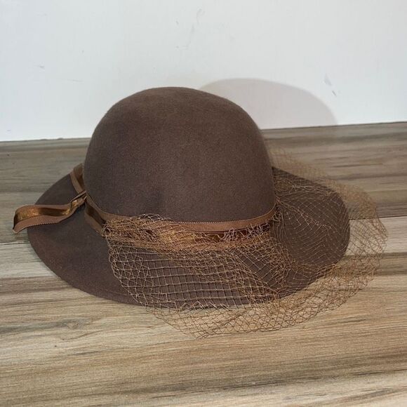 1950s Lancaster Wool Felt Brimmed Hat Brown Felt With Lace Trim - Picture 1 of 6